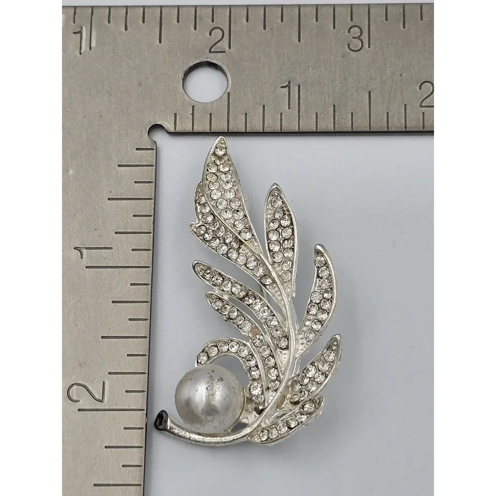 Elegant Silver Tone Rhinestone Pearl Leaf Brooch Pin‎ Fashion Jewelry